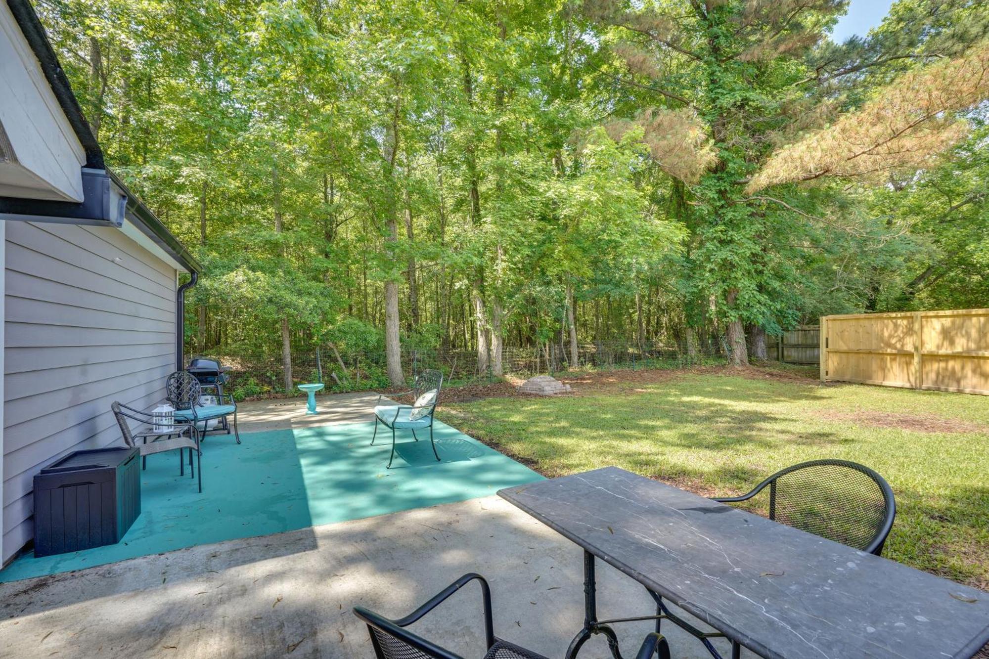 Cozy Goose Creek Escape With Patio And Grill Villa Luaran gambar